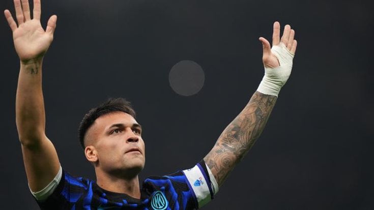 Il Barcellona vuole Lautaro, l’Inter parte con il brivido. Chivu: “Il mercato è bastardo”