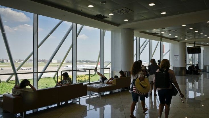 Turismo, tornano gli stranieri vaccinati prenotazioni da Usa e Gran Bretagna