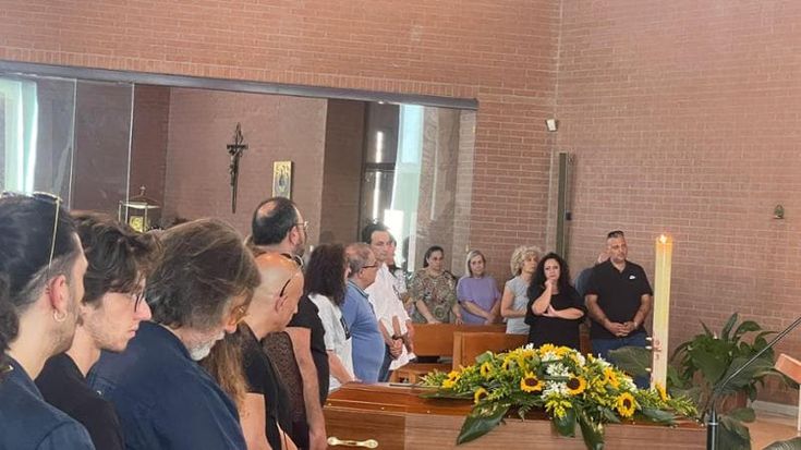 I funerali di Giusi Gualzetti, Zuppi: “Una leonessa”. Vincenzo: “Un pensiero ai genitori di Michelle”