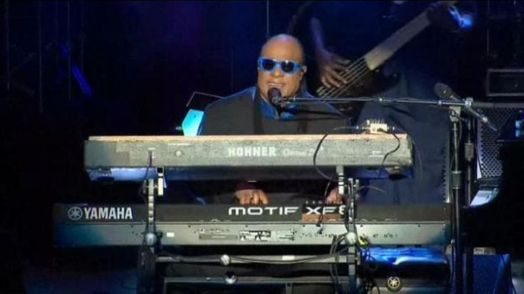 Stevie Wonder, un tour in Europa per i 50 anni di “Songs in the key of life”
