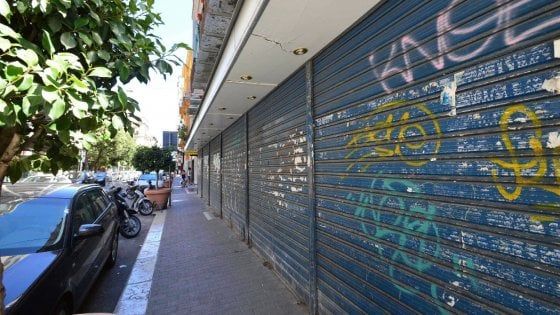 Bari, il Comune stanzia un milione di euro: "Aiuti a chi apre negozi in periferia"