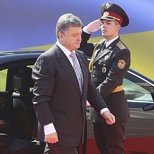 Ucraina, al via il mandato di Poroshenko: "Niente compromessi sull'Ucraina"