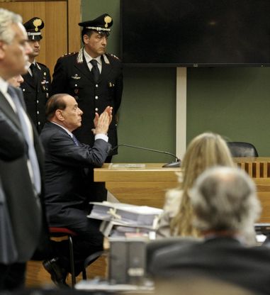 Berlusconi in aula a Napoli per il processo Lavitola