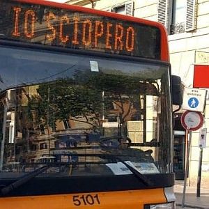 Tram e bus, sciopero domenica. I sindacati di base: "Disagi a torinesi e turisti? Colpa di Gtt" 