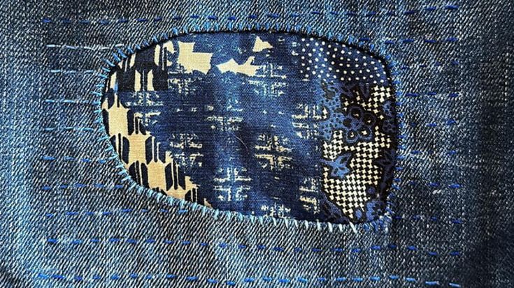 Moda, rammendi a regola d’arte e abiti in affitto: “Così si batte la fast fashion”