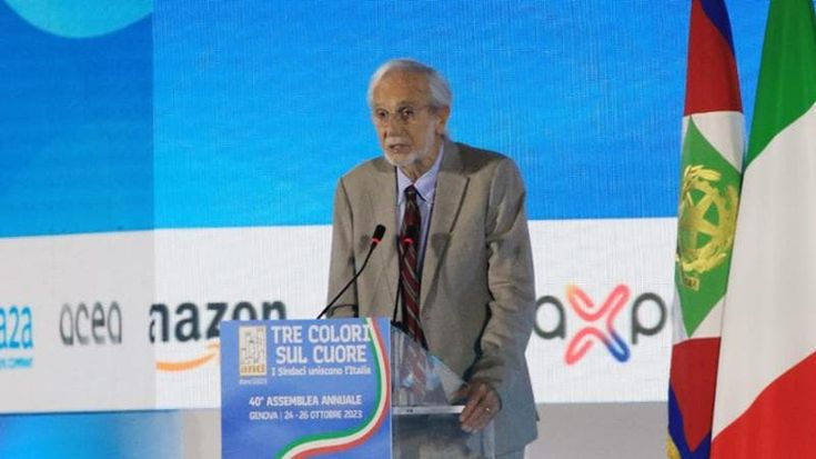 Renzo Piano ai sindaci: “Ripartite dalle periferie, è la sfida che dovete vincere”