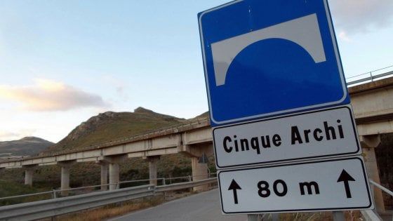 C’è il ponte, restano gli ostacoli: “La Palermo-Catania ok in quattro anni”
