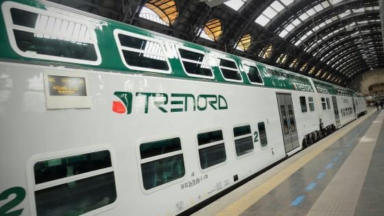 Trenord, paradosso nel contratto: se il treno ritarda, il macchinista guadagna di pi&ugrave;