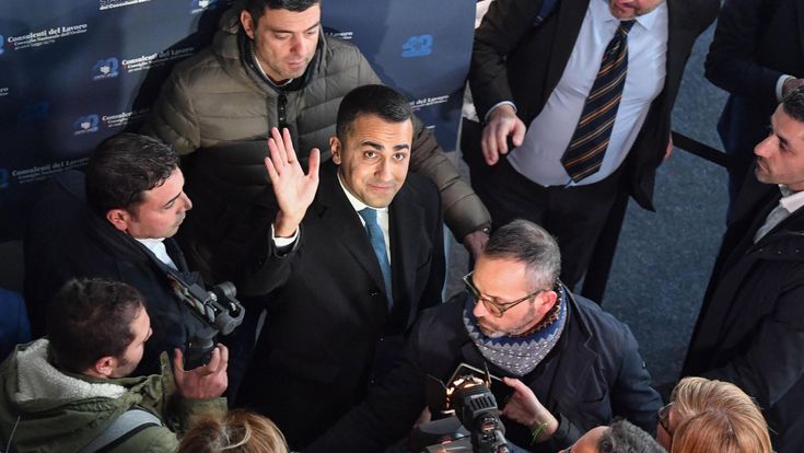 Reddito e pensioni in alto mare, dai M5S norma anti-sindacati