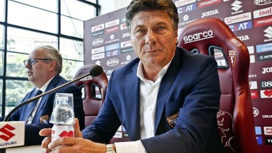Torino, Mazzarri: "Con i Wolves test per crescere. Serve lo spirito granata"