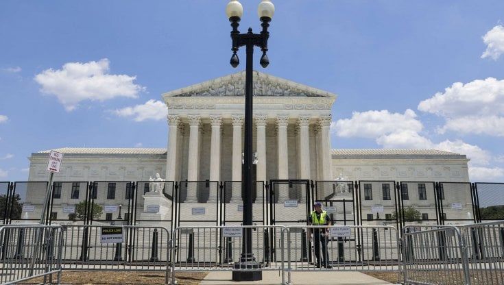 Usa, i giudici della Corte Suprema sostituiscono i politici nella crociata culturale di destra