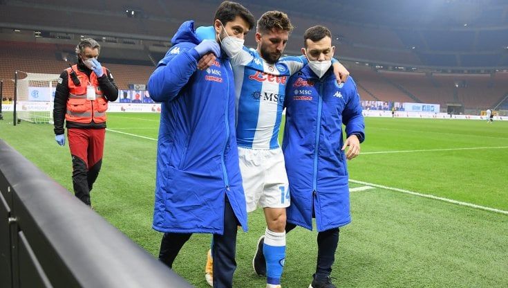Napoli, tegola per Gattuso: Mertens fuori un mese e mezzo