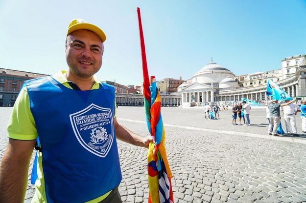 Guardie giurate in presidio a Napoli per lo sciopero della categoria