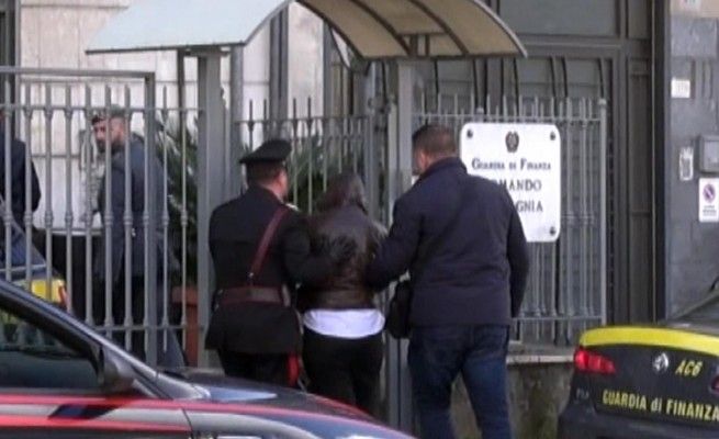 Catania, blitz contro il clan Santapaola<br />24 persone arrestate dalla Finanza
