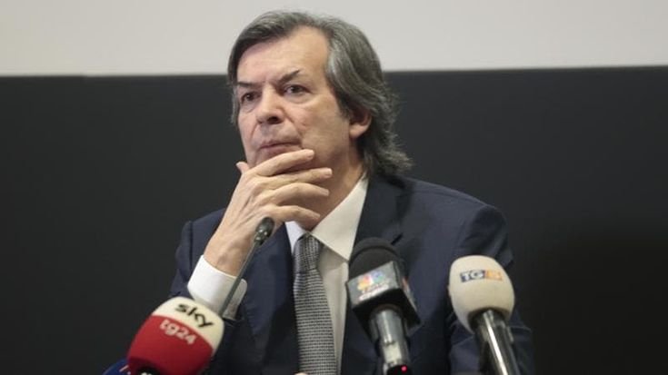 Da Intesa Sanpaolo maxi offerta su Mps e Mediobanca. L’ad Messina: “Creiamo un leader europeo”