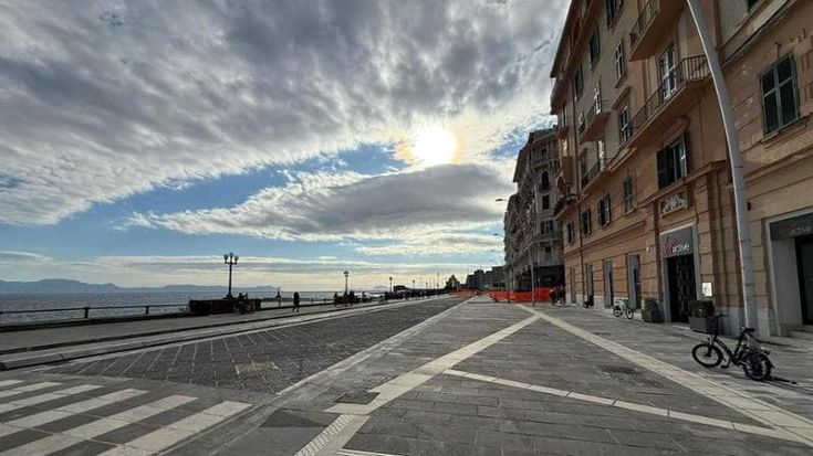 Napoli, Posillipo e corso Umberto si rifanno il look. Sul lungomare operai sino a piazza Vittoria
