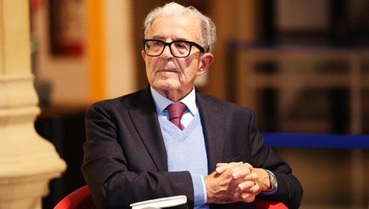 Prodi: “Mai visto una ribellione simile senza bandiere e obiettivo. E ho paura che duri molto”