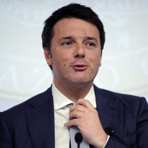 Banche, Renzi dopo gli attacchi: "Ora si indaghi sugli ultimi 20 anni"