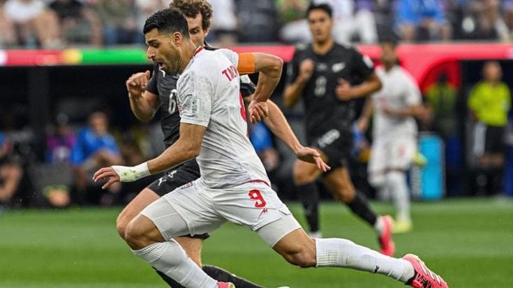 Iran, Taremi fermato alla frontiera. Il ct Ghalenoei attacca la Fifa: "Siamo oppressi"