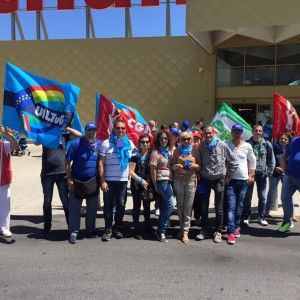 Auchan, si fermano i dipendenti degli ipermercati siciliani. Anche Mediaworld annuncia esuberi