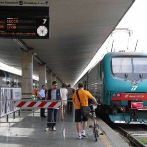 Lo sciopero non basta più, la protesta dei ferrovieri: "Rispettiamo il turno alla lettera, senza straordinari"