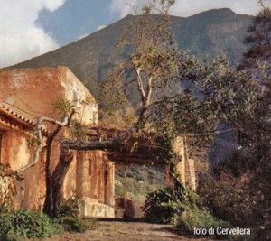 Salina intesta una strada a Troisilite tra i sindaci dell'isola del "Postino"