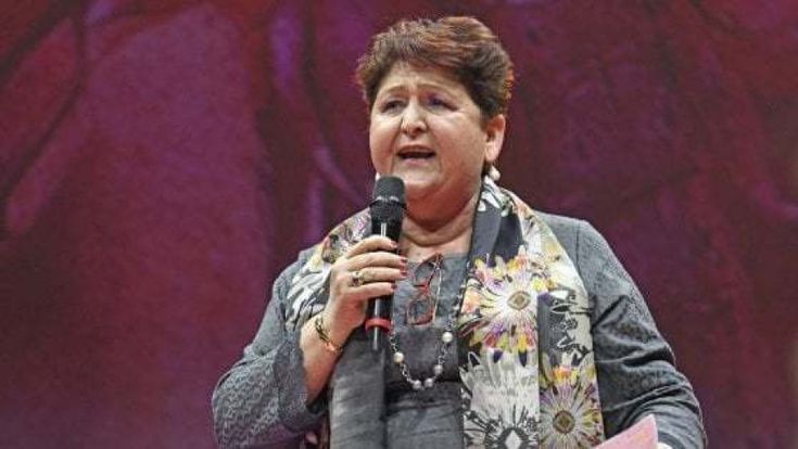 Bellanova: “Poco coraggio, se non riaprono i negozi le aziende restano a rischio”
