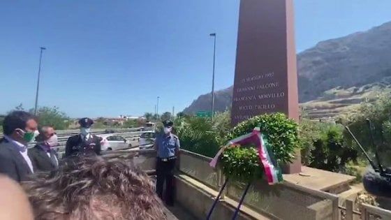Salvini arriva in Sicilia e annuncia: "Il Ponte si deve fare,  Musumeci bravo nell'emergenza Covid"