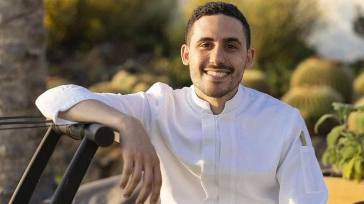La gioia di Davide Guidara: arriva la seconda stella Michelin nel ristorante a Vulcano