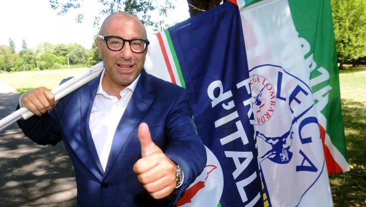 Milano, l'ospedale smentisce il candidato della destra Bernardo: "Mai saputo che girasse armato"