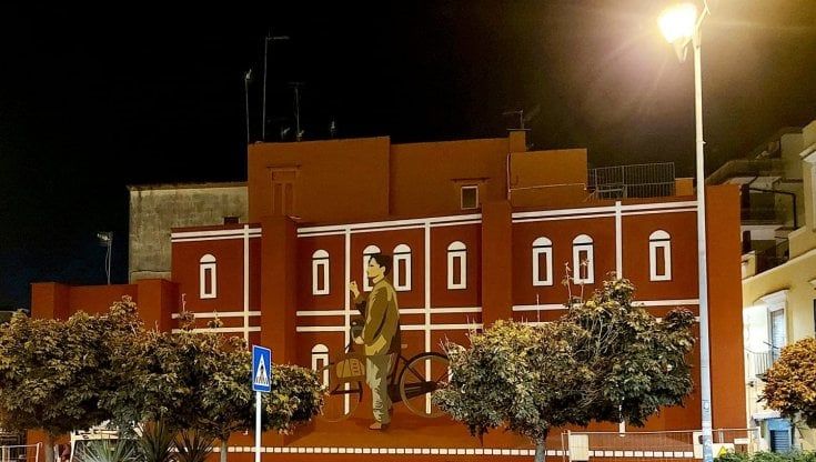 San Giorgio a Cremano, pronto il murale di Massimo Troisi 
