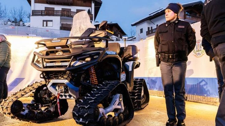 Agenti della polizia non equipaggiati per il freddo alle Olimpiadi Milano Cortina: il caso