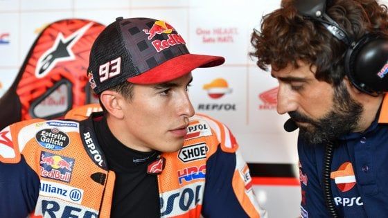 Marquez elogia Rossi: "Ammirevole quel che sta facendo a 39 anni, punto di riferimento"