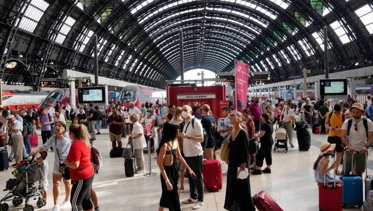 Ferragosto da 15 milioni in vacanza, 10 milioni negli hotel. Tornano gli stranieri: grazie a euro debole, mai così tanti americani