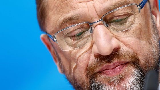 Germania, Spd apre a Grande coalizione con Angela Merkel