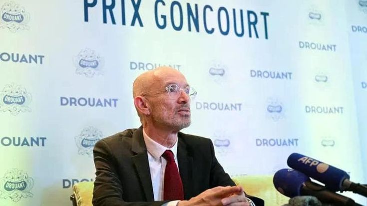 Ritratto di Laurent Mauvignier, vincitore del Goncourt. Con un libro che intreccia Storia e famiglia