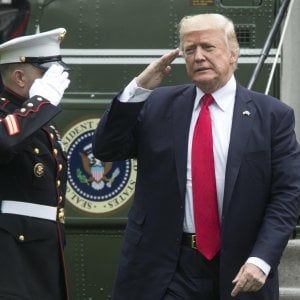Trump, decine di milioni di guadagni dai suoi alberghi