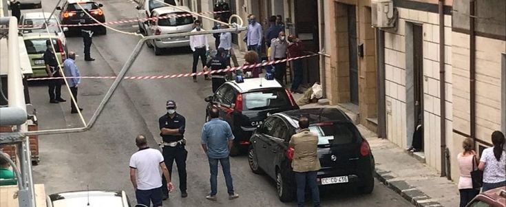 Femminicidio a Niscemi: pensionato uccide la moglie con una coltellata al collo
