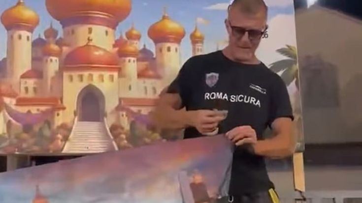 L’ultimo delirio di Simone Carabella, via il poster di Aladino in oratorio: “A Roma niente moschee”