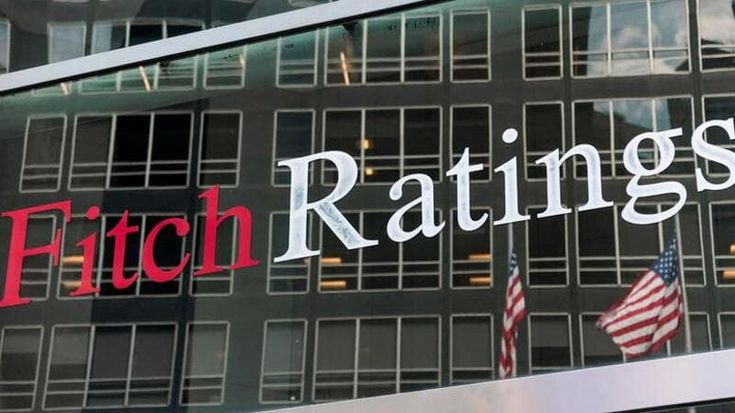 Fitch conferma il rating dell’Italia. Outlook è stabile. Usa, i dubbi di Moody’s