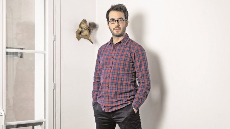 Jonathan Safran Foer: “Lascio poesie ai miei vicini”