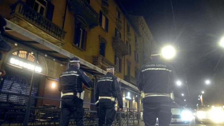 Inchiesta vigili, gli agenti in chat: “La droga non è sua, ha 16 anni, gli abbiamo rovinato la vita”