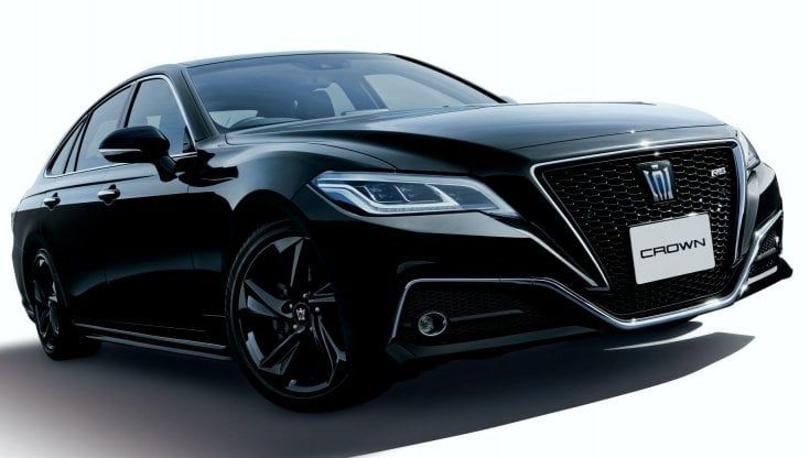Addio mitica Crown, l'ammiraglia "popolare" della Toyota