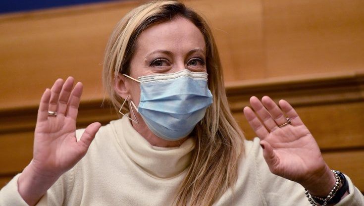Crisi di governo, Meloni: “Si torni al voto. Il mandato a Fico una scelta politica"