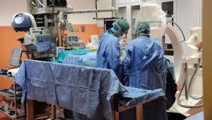 Torino, alle Molinette  intervento al cuore  su un settantenne affetto da Covid  