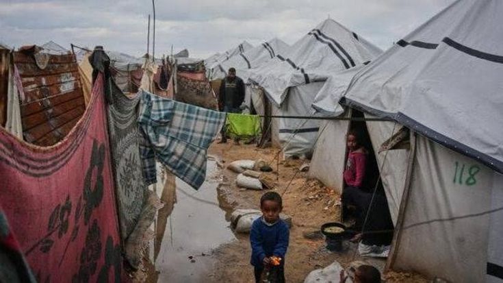Gaza: il duro presente di bambini e adulti: dove servirebbero 600 camion di aiuti al giorno