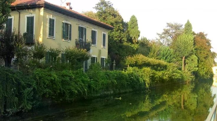 L’ex Municipio di Crescenzago torna pubblico dopo 18 anni: diventerà uno spazio per il quartiere