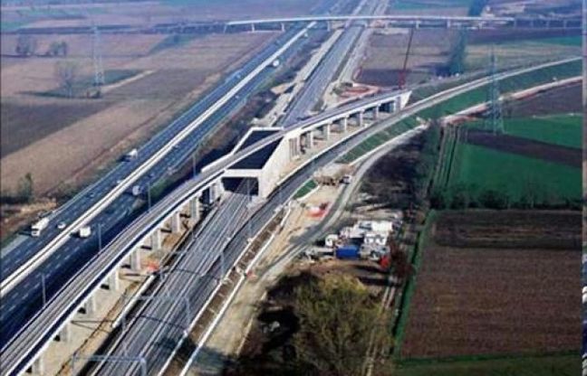 Auto: veicoli senza piloti, meno incidenti e meno traffico
