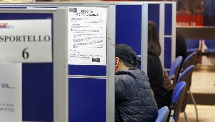 Percepivano il Reddito di cittadinanza senza averne diritto, 267 denunciati a Catania