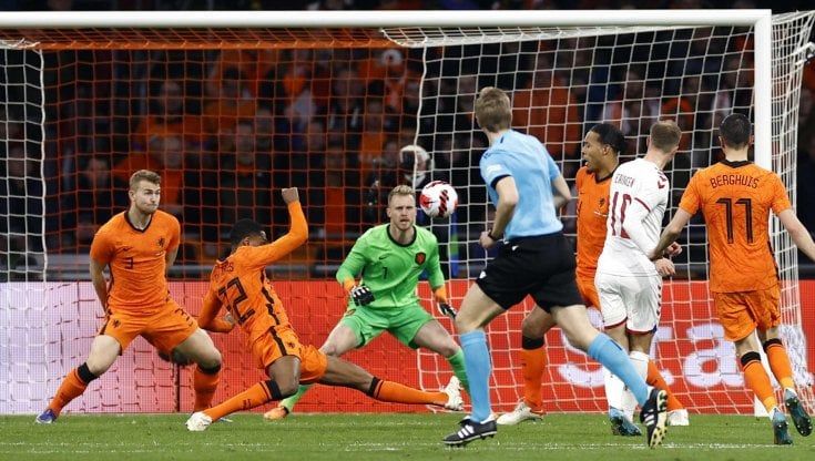 Eriksen in gol nel giorno del ritorno con la Danimarca. Vincono Inghilterra, Spagna e Germania